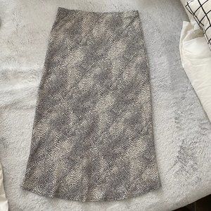 NWT | Silky Midi skirt